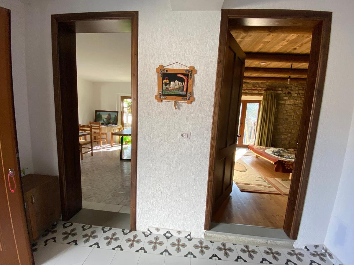 Villa Shuaipaj Gjirokastër Exteriér fotografie